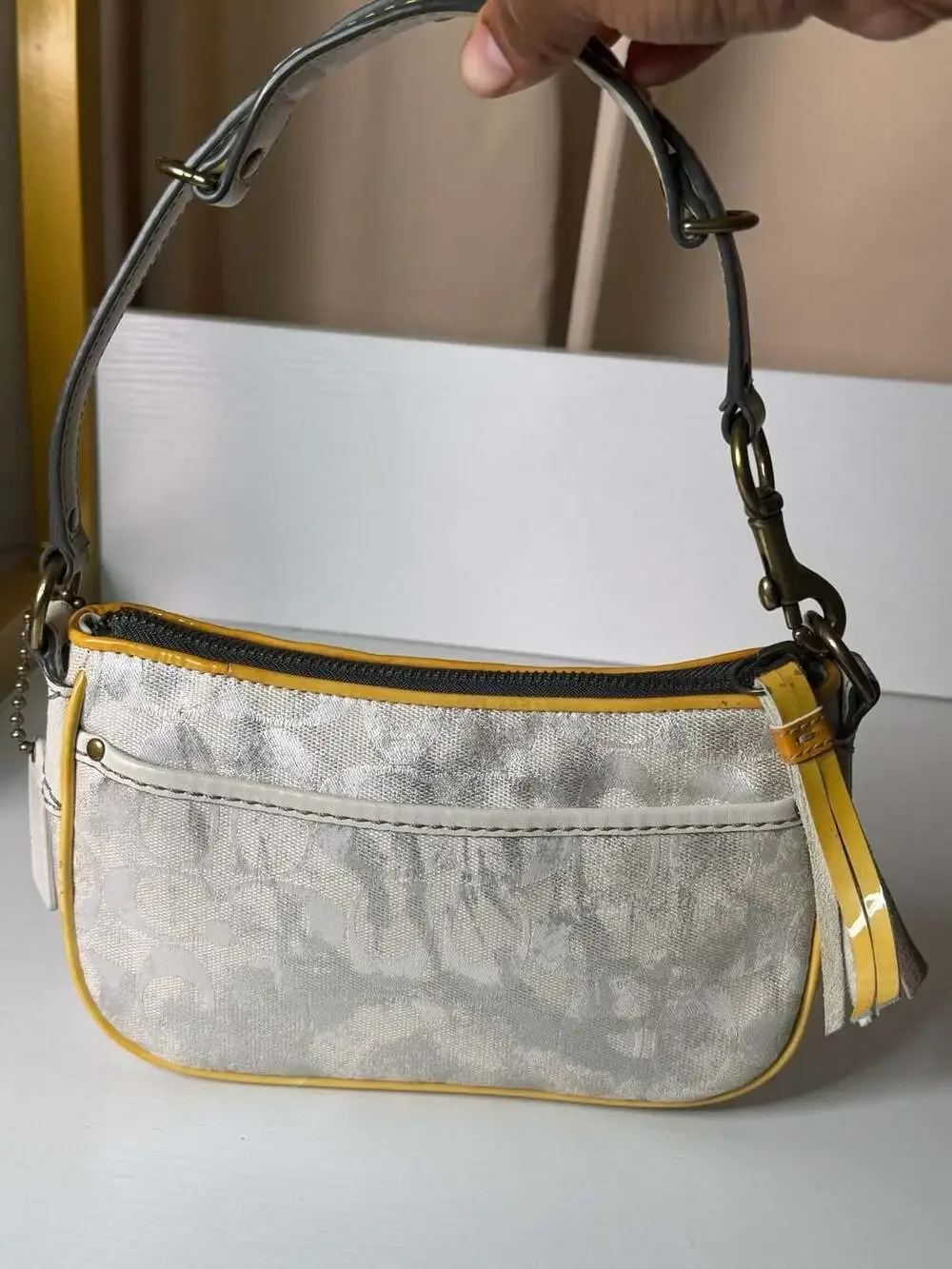 Vintage Coach shoulder bag